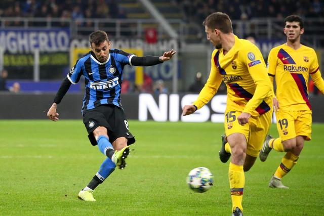 日天模式！库里半决赛和决赛合计轰进17记三分